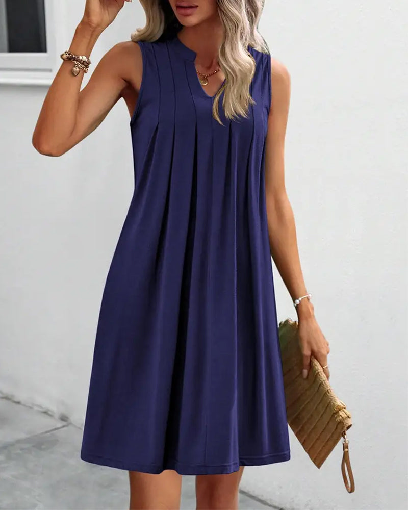 Robe Unie Sans Manches Plissée