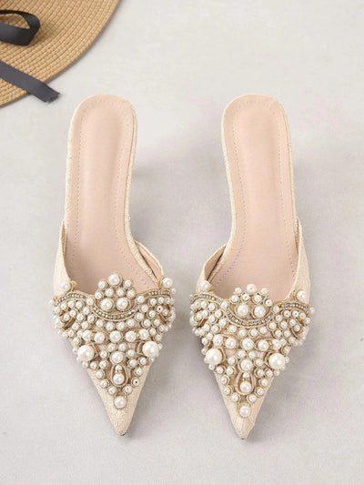 Élégantes mules à talon en perles