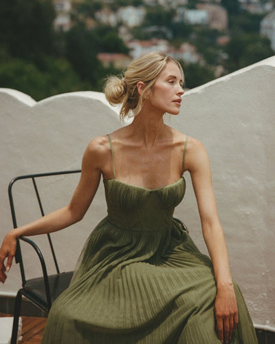 Hayley | Robe moulante sans manches pour la maternité