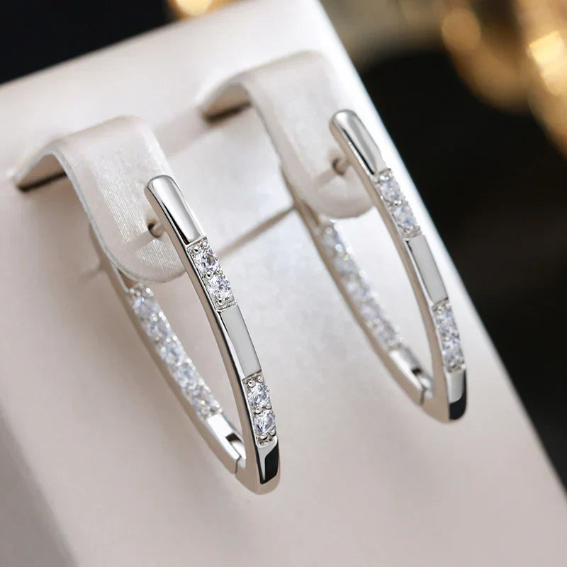 Boucles d'oreilles en zirconium élégantes en or