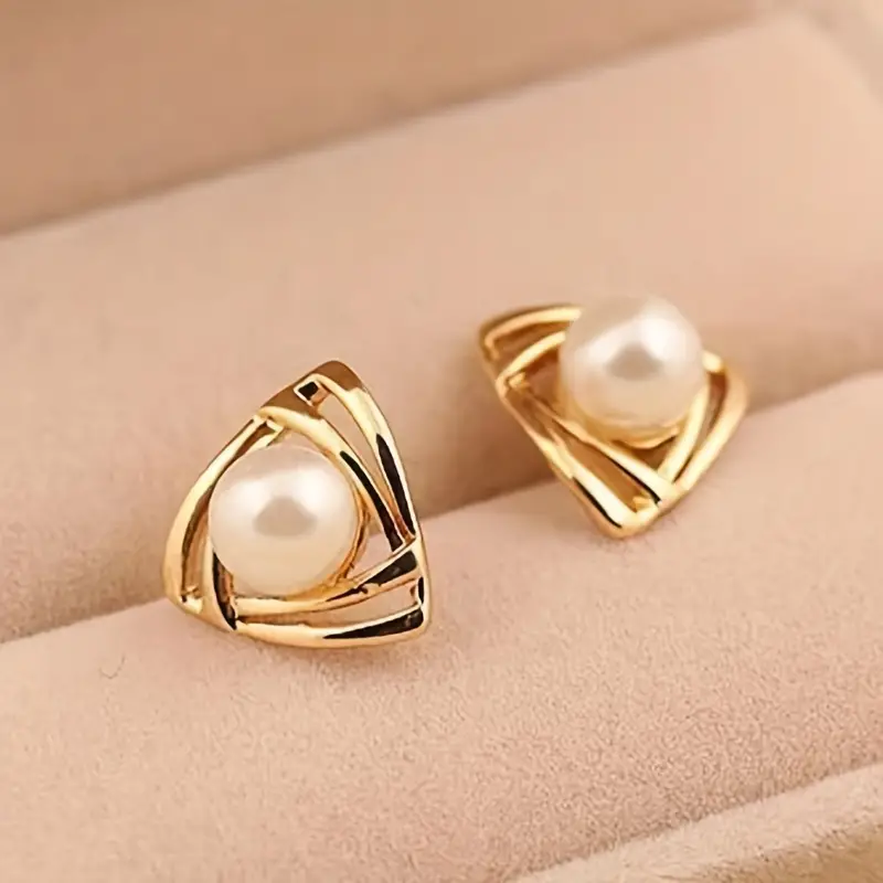 Boucles d'oreilles en or élégantes avec perles