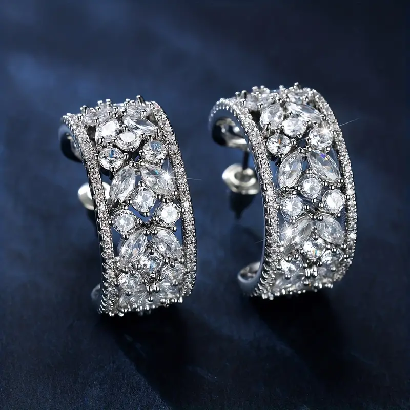 Boucles d'oreilles élégantes avec cristaux étincelants