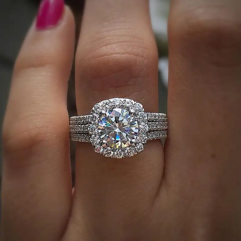 Bague en argent à la finition brillante