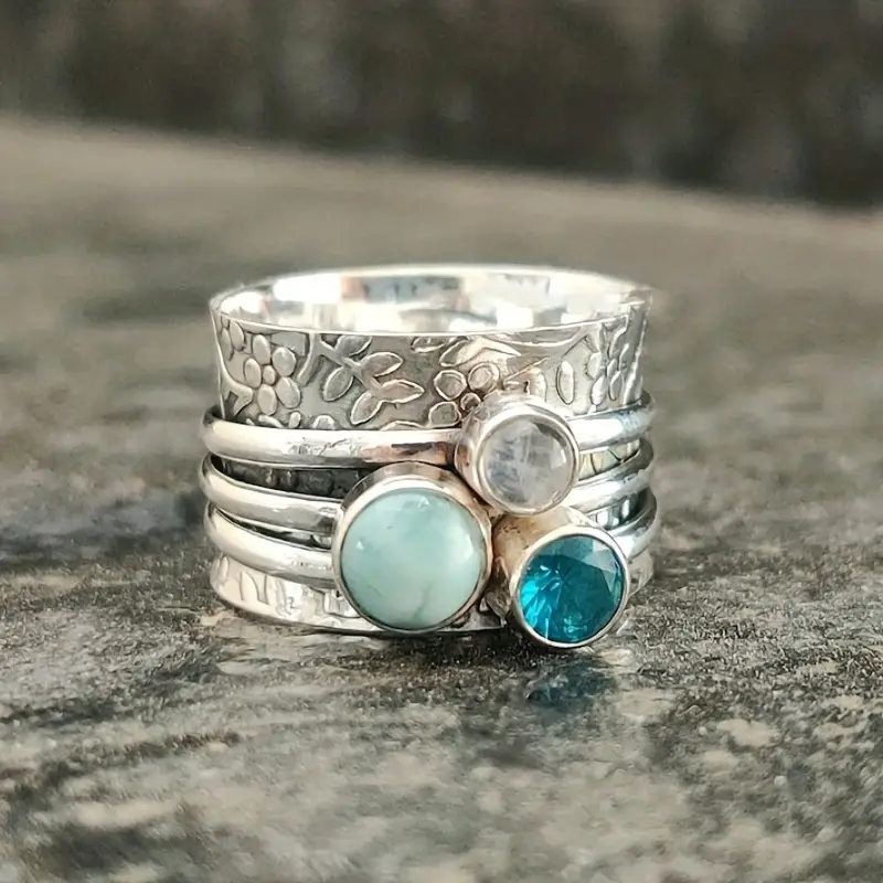 Bague Vintage avec Éléments Naturels et Pierres Bleues