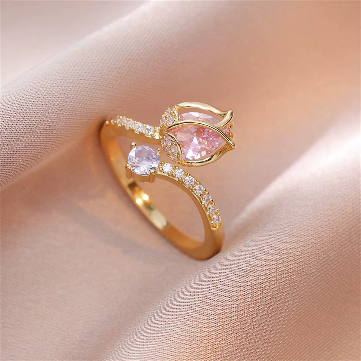 Bague élégante en forme de fleur rose