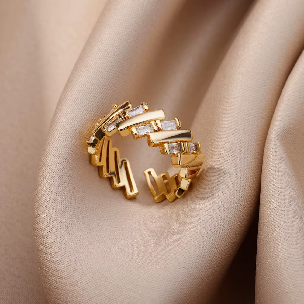 Bague élégante en cristal doré