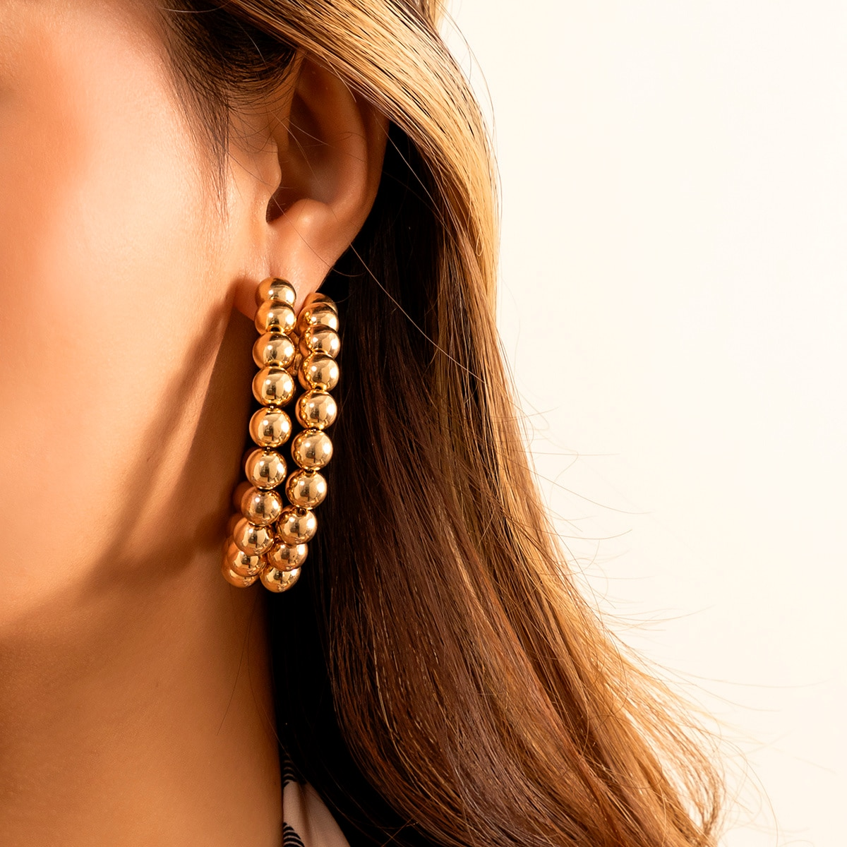 Camille - Élégante parure de colliers en pelline pour femmes
