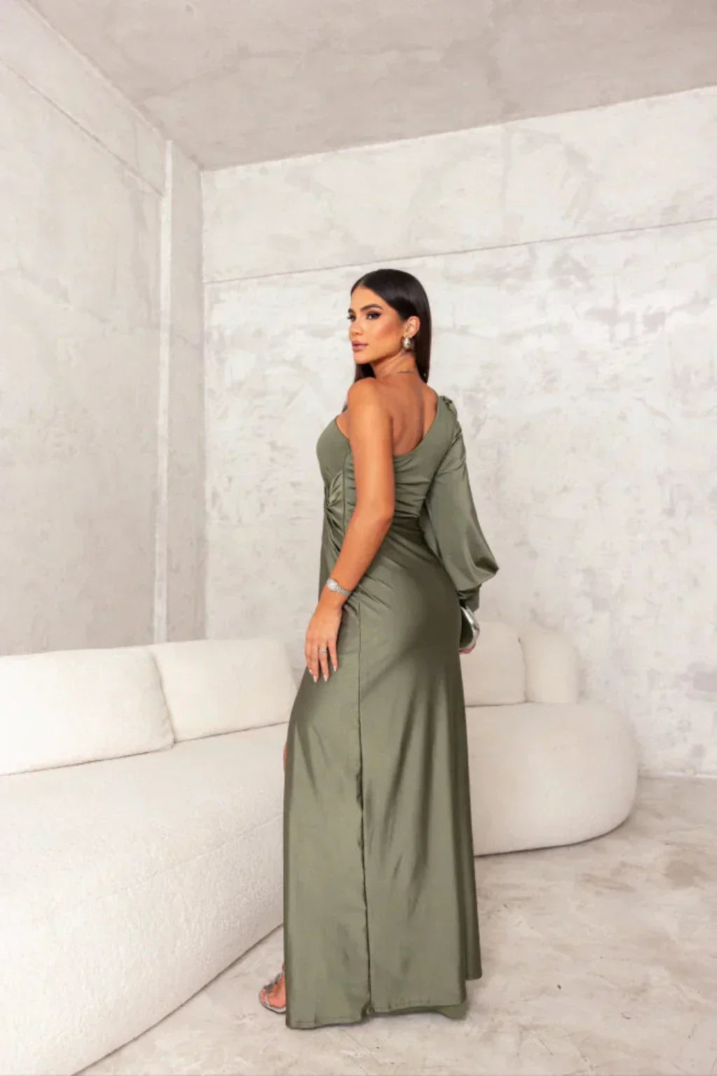 Valeria | Robe Asymétrique en Satin