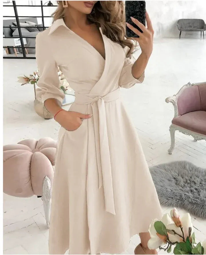 Robe portefeuille femme – Coupe ajustée – Tissu luxe doux – Manches 3/4 – Col tailleur