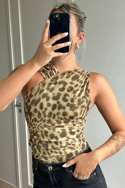 Jelena - Top asymétrique à imprimé animalier