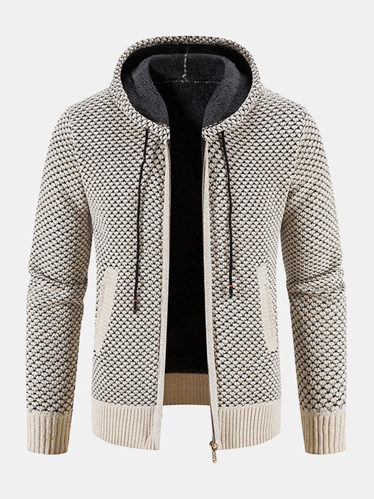 Pull à capuche texturé doublé en peluche