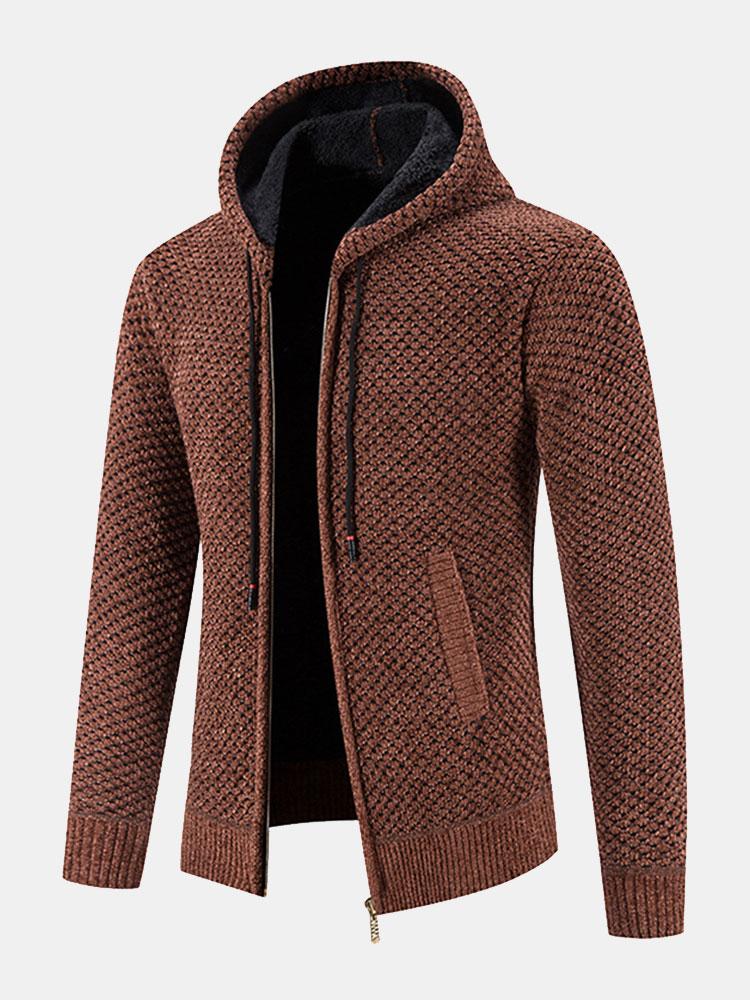 Pull à capuche texturé doublé en peluche