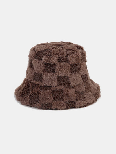 Chapeau bob chaud en fausse fourrure à carreaux