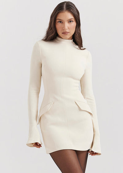 Robe à col haut