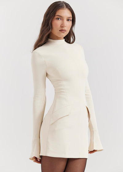 Robe à col haut