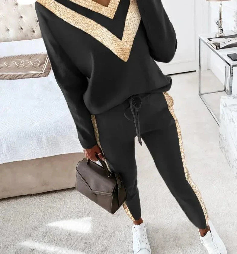 Élégant jogging noir avec accents dorés pour femmes - Claire