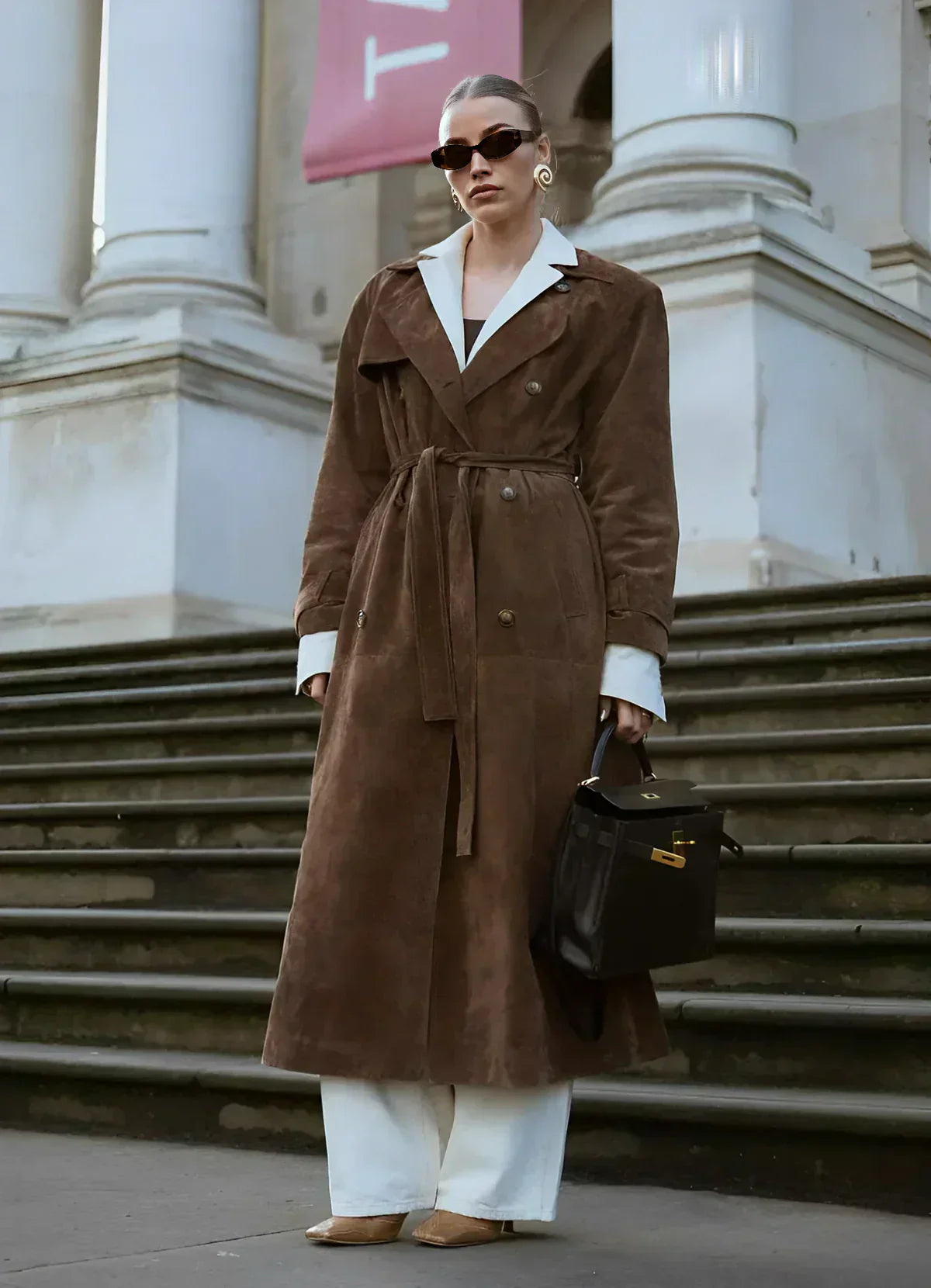 Madelon™ | Le Manteau Trench en Suède