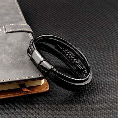 Nolan - Elégant bracelet à croix noire pour l'homme moderne
