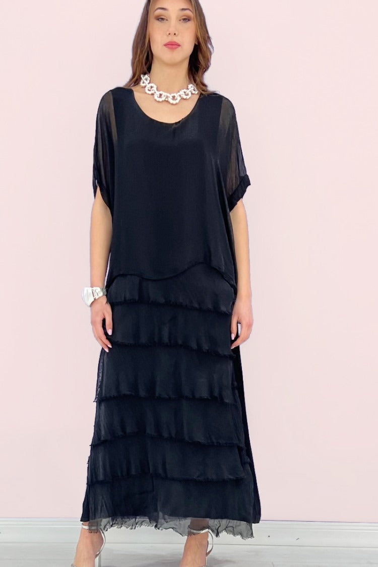 Robe en soie à volants