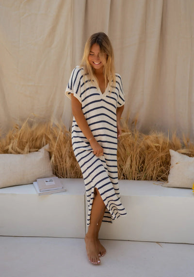 Sophia™ | Robe d'été rayée tricotée