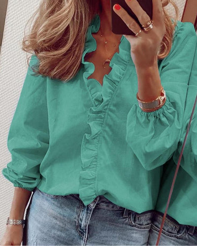 Caroline | Blouse avec volants et décolleté en V