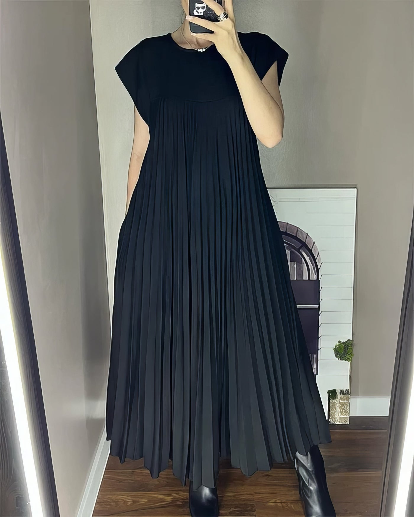 Sophie™ | Robe Plissée Simple Sans Manches