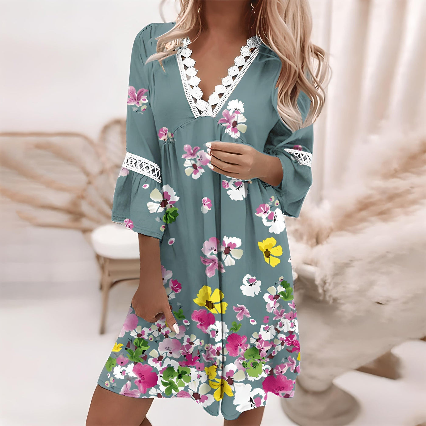 Robe femme – Coupe décontractée – Tissu respirant – Col V dentelle – Manches 3/4 évasées